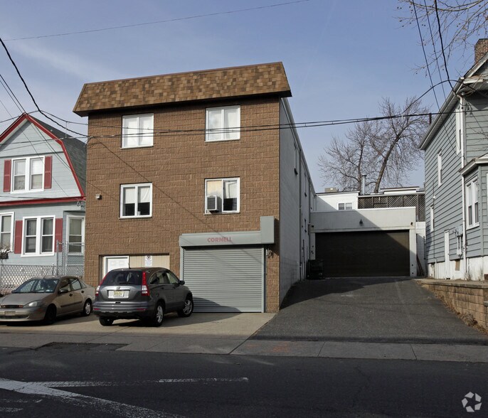 62 Rutgers St, Belleville, NJ à vendre - Photo principale – Image 1 sur 21