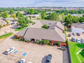 1320 E 9th St, Edmond, OK à louer Photo intérieure– Image 1 sur 7