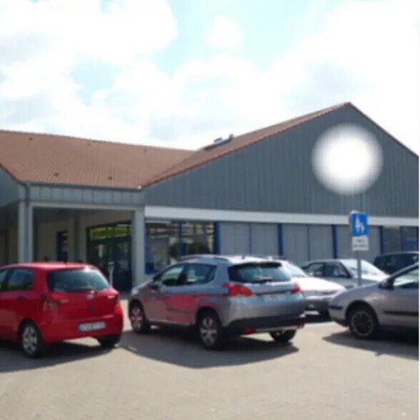 Local commercial dans Forbach à louer - Photo de l’immeuble – Image 2 sur 4