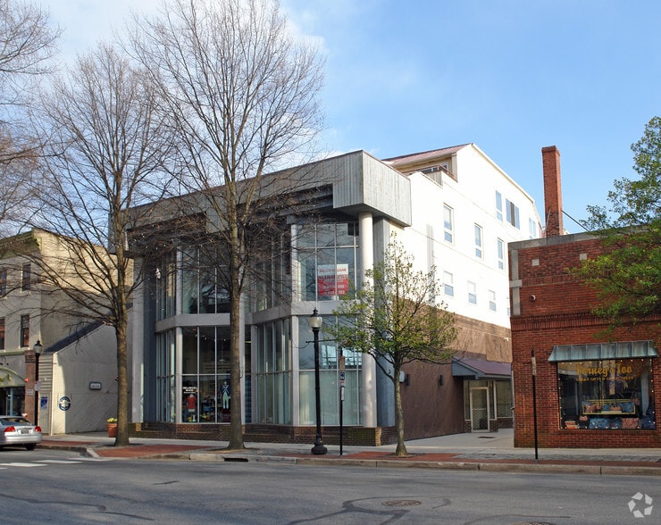 32 W Loockerman St, Dover, DE à louer - Photo de l’immeuble – Image 2 sur 6
