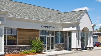 Plus de détails pour 371 Putnam Pike, Smithfield, RI - Local commercial à louer