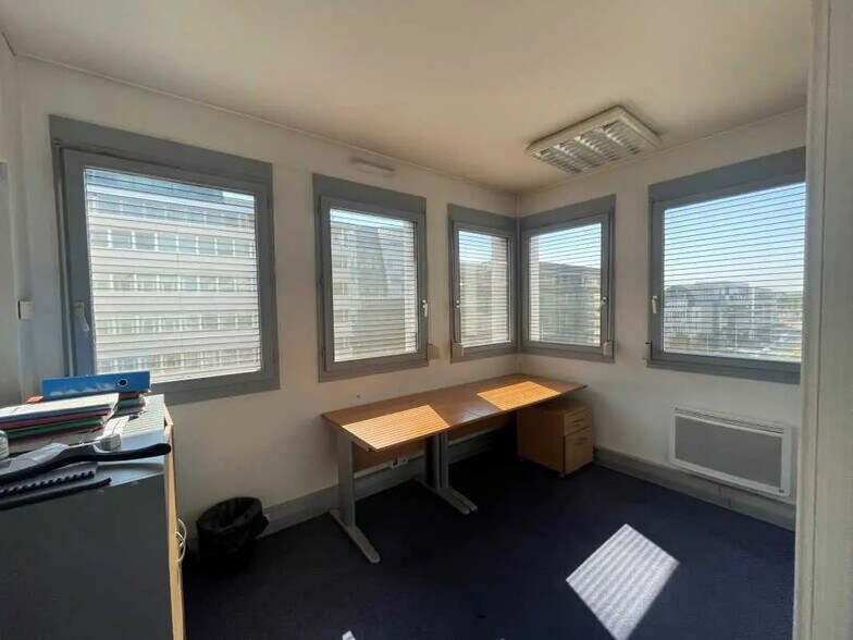 Bureau dans Lyon à louer - Photo de l’immeuble – Image 3 sur 6