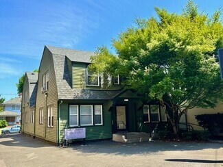 Plus de détails pour 3151 NE Sandy Blvd, Portland, OR - Bureau à louer