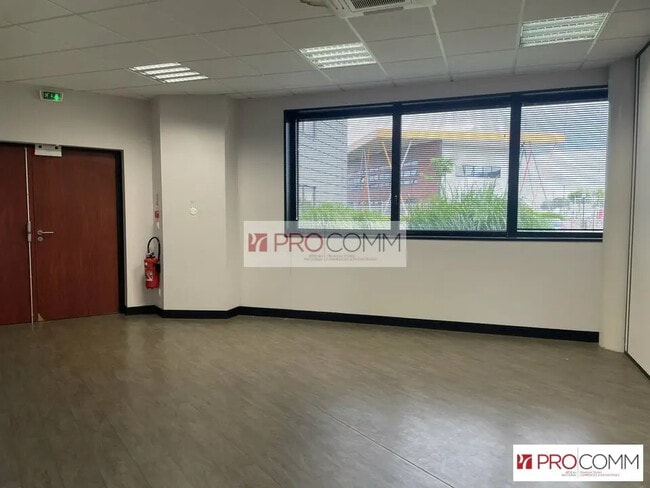 Plus de détails pour Bureau à louer