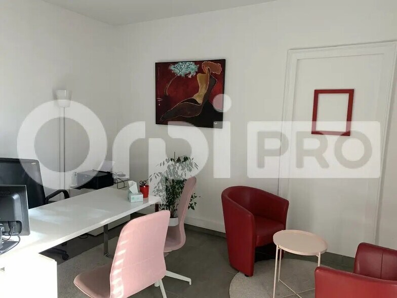 Bureau dans Pessac à louer - Photo de l’immeuble – Image 3 sur 10