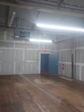 21 Sabin St, Pawtucket, RI à louer Photo intérieure– Image 2 sur 2