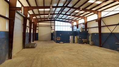 9227 Alberene Dr, Houston, TX à louer Photo intérieure– Image 2 sur 2