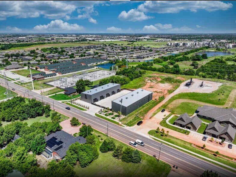 1229 NW 122nd St, Oklahoma City, OK à louer - Photo de l’immeuble – Image 3 sur 68