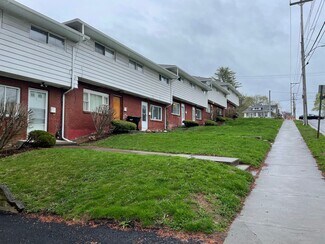 Plus de détails pour 101 Hooper Rd, Endicott, NY - Logement à vendre