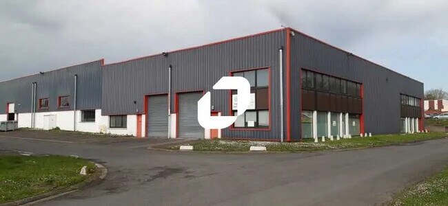 Plus de détails pour Bureau, Local d'activités à louer