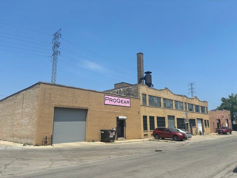 1730-1740 W Carroll Ave, Chicago, IL à vendre - Photo de l’immeuble – Image 2 sur 8