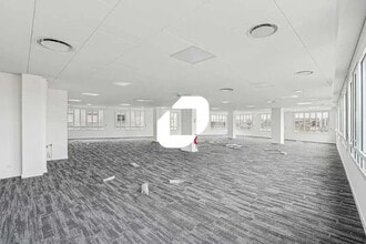 102-104 Rue Gabriel Péri, Gentilly à louer Photo intérieure– Image 2 sur 12