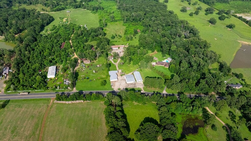 2524 US Highway 96 N, Center, TX à vendre - Photo de l’immeuble – Image 3 sur 51