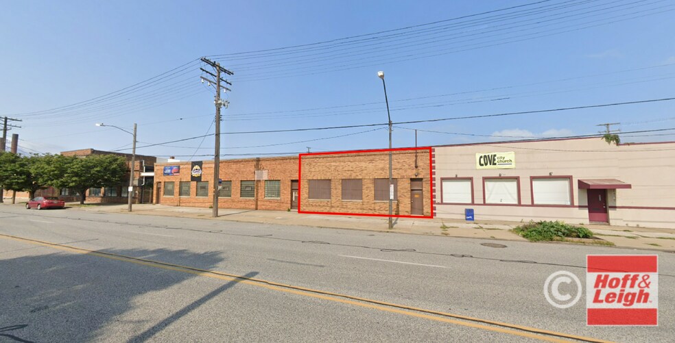 2419-2435 St Clair Ave, Cleveland, OH à louer - Photo de l’immeuble – Image 1 sur 5