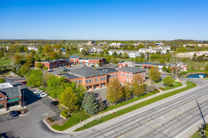 4300-4356 E Grand River Ave, Howell, MI à louer - Aérien – Image 2 sur 3