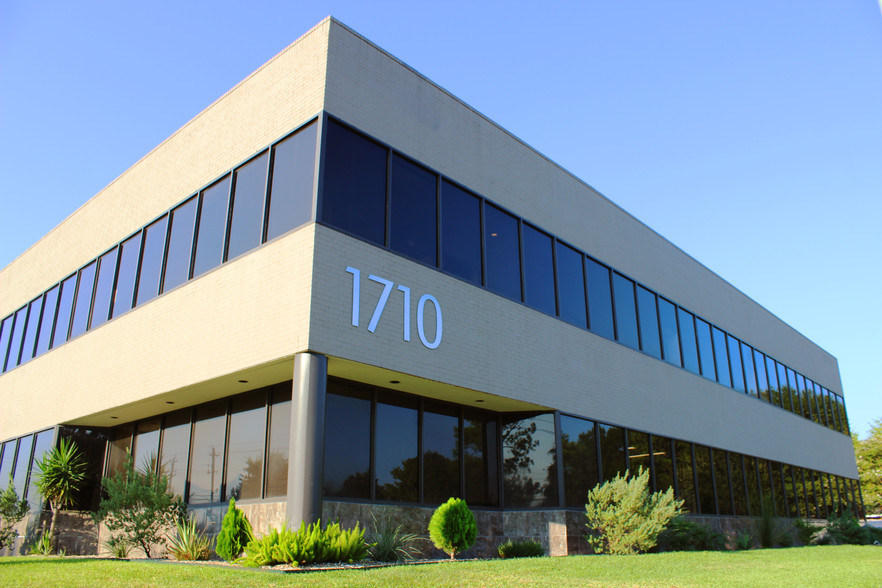 1710 S Dairy Ashford Rd, Houston, TX à louer - Photo de l’immeuble – Image 2 sur 16