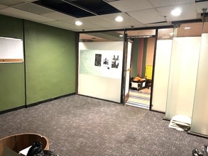 219 Pine Ave, Long Beach, CA à louer Photo intérieure– Image 2 sur 13