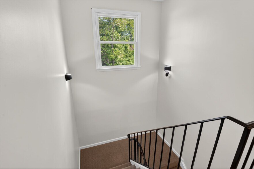 2972-2976 Penwick Ln, Dunkirk, MD à louer - Photo de l’immeuble – Image 2 sur 4