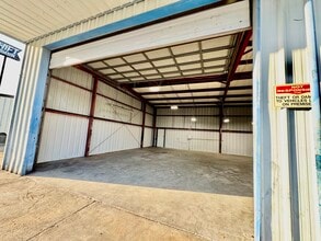 5626 N Dale Mabry Hwy, Tampa, FL à louer Photo de l’immeuble– Image 1 sur 10