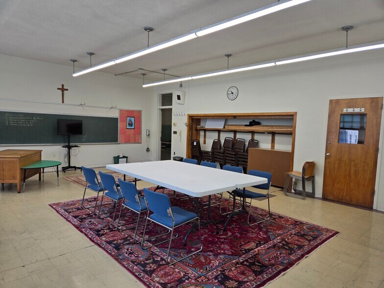 55 Turner Ave, Riverside, RI à louer - Photo intérieure – Image 3 sur 13