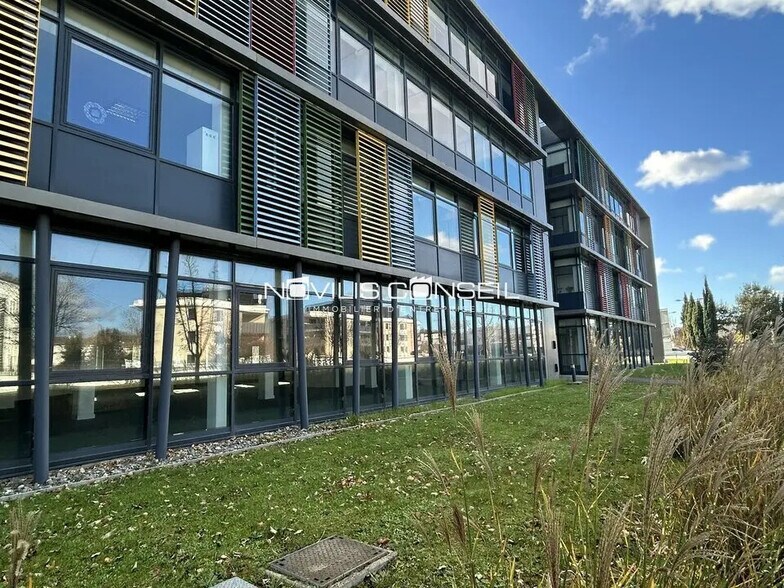 Bureau dans Colomiers à louer - Photo de l’immeuble – Image 1 sur 5