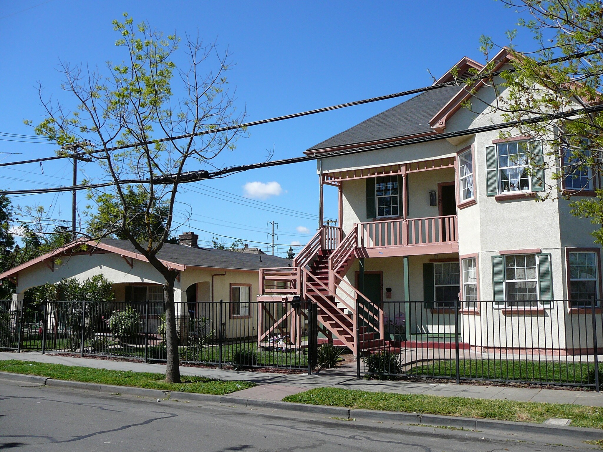 311 S Laurel St, Stockton, CA à vendre Photo principale– Image 1 sur 3