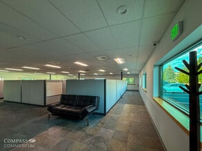 20706 High Desert Ln, Bend, OR à louer Photo intérieure– Image 2 sur 22
