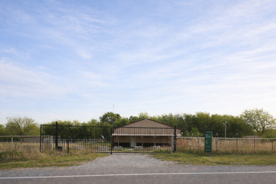 12388 US Highway 77, Paoli, OK à vendre - Photo de l’immeuble – Image 1 sur 6