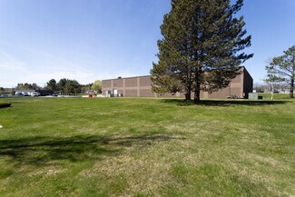 Plus de détails pour 860 Spring St, Westbrook, ME - Industriel/Logistique à louer