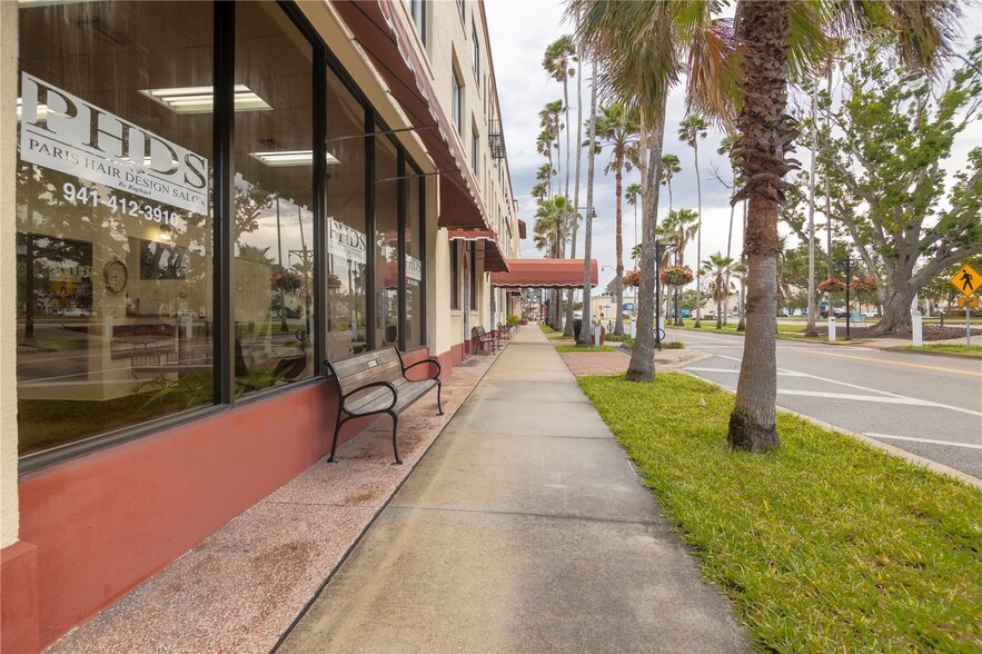 238 Tampa Ave W, Venice, FL à vendre - Photo de l’immeuble – Image 2 sur 15