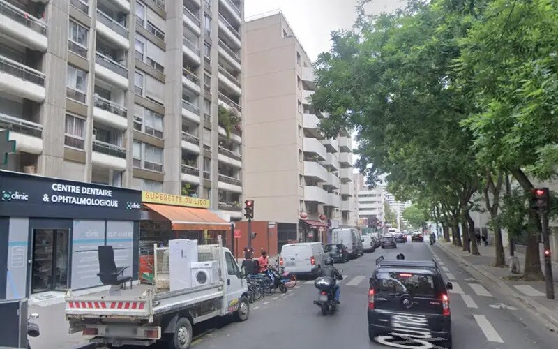 Local commercial dans Paris à louer Photo de l’immeuble– Image 1 sur 3