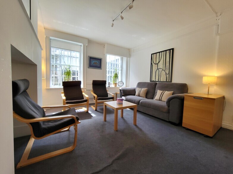 60 Bloomsbury St, Londres à louer - Photo de l’immeuble – Image 2 sur 4
