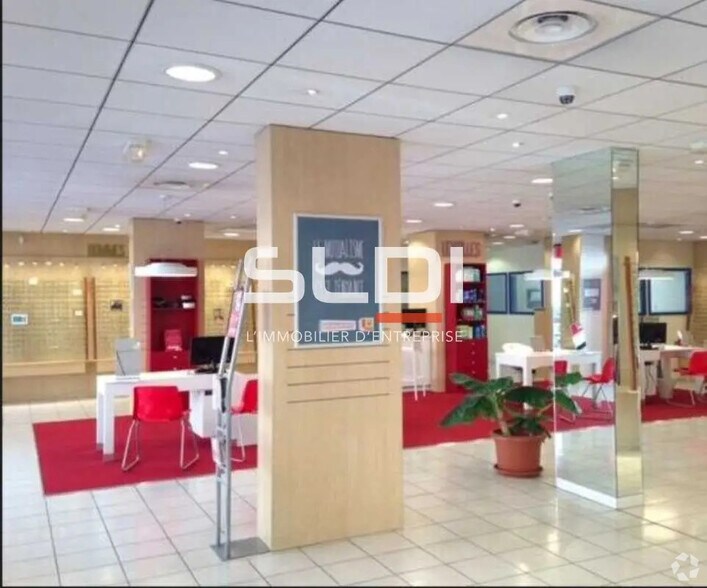 Local commercial dans Lyon à louer - Photo intérieure – Image 1 sur 4