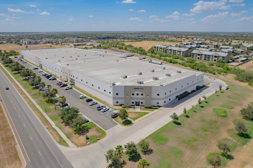 4101 W Military Hwy, McAllen, TX à louer - Photo principale – Image 1 sur 5