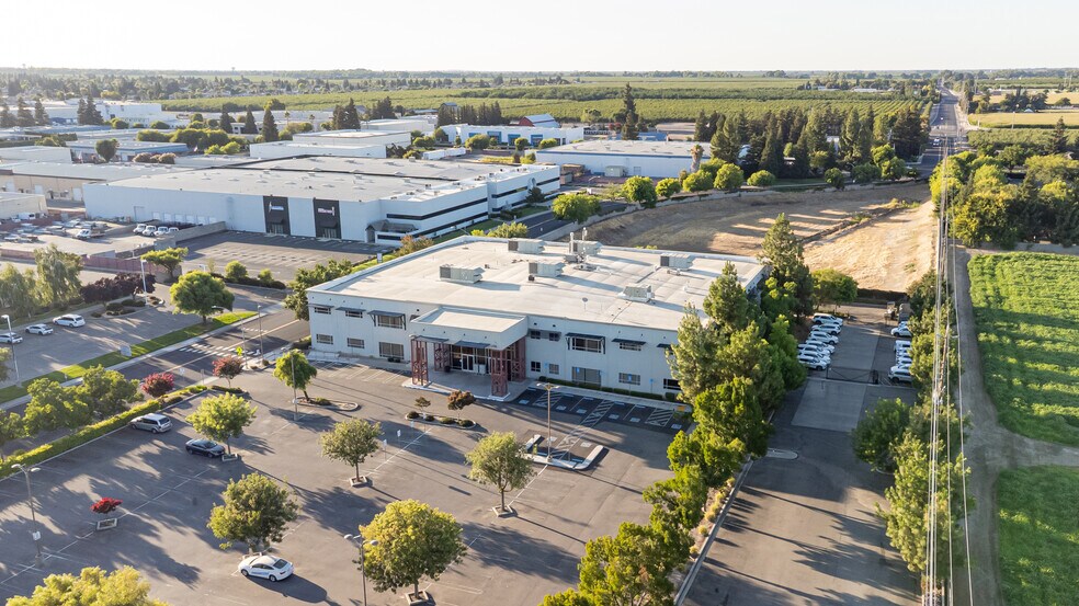 4712 Stoddard Rd, Modesto, CA à louer - Aérien – Image 2 sur 8