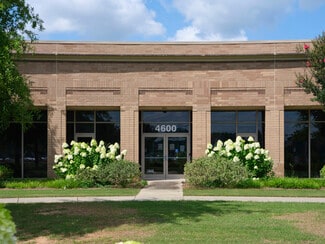 Plus de détails pour 4600 Bill Gardner Pky, Locust Grove, GA - Bureau à louer