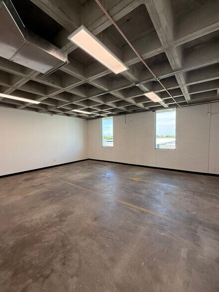 7224 E McDowell Rd, Scottsdale, AZ à louer - Photo de l’immeuble – Image 3 sur 9