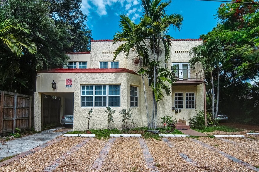 2630 Natoma St, Coconut Grove, FL à vendre - Photo de l’immeuble – Image 2 sur 65
