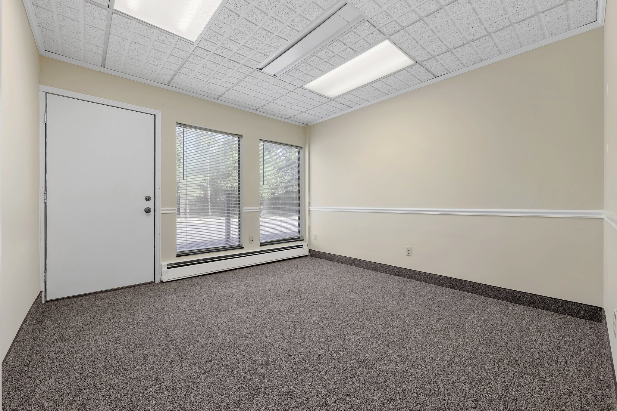 8180 Brecksville Rd, Brecksville, OH à louer Photo de l’immeuble– Image 1 sur 9