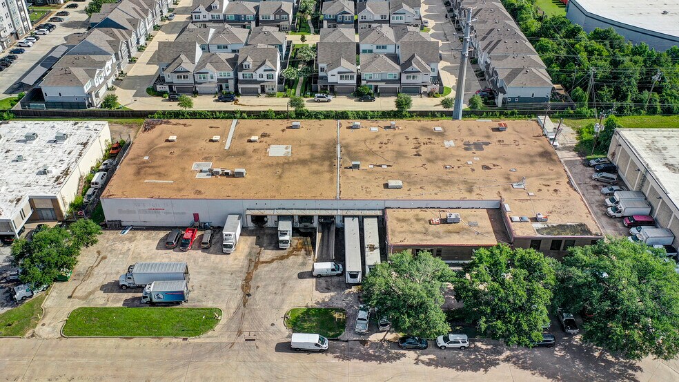 7200 Wynnpark Dr, Houston, TX à louer - Photo de l’immeuble – Image 2 sur 6