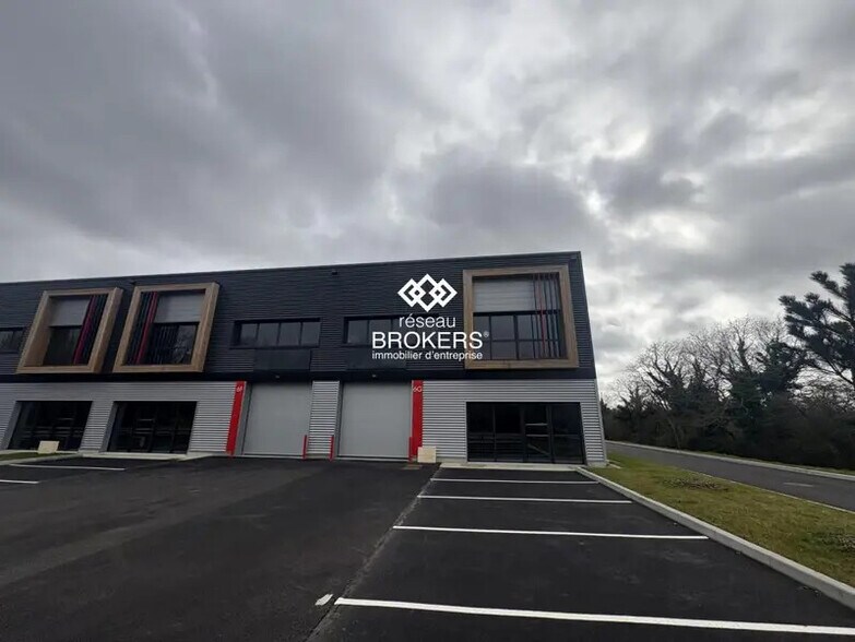 Industriel/Logistique dans Saint-Étienne-de-Montluc à louer - Photo de l’immeuble – Image 2 sur 3