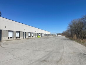 480-518 Av Lépine, Dorval, QC à louer Photo de l’immeuble– Image 2 sur 4