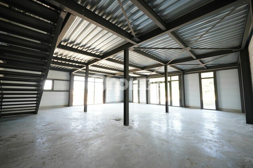 20 Boulevard Ampère, Tignieu-Jameyzieu à louer - Photo intérieure – Image 3 sur 31