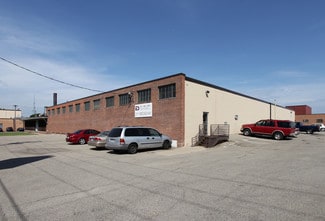 Plus de détails pour 2111 NE Broadway St, Minneapolis, MN - Industriel/Logistique à louer