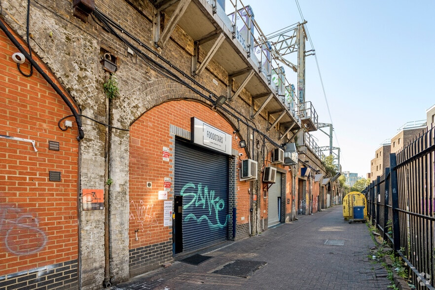 Gales Gdns, Londres à louer - Photo principale – Image 1 sur 2