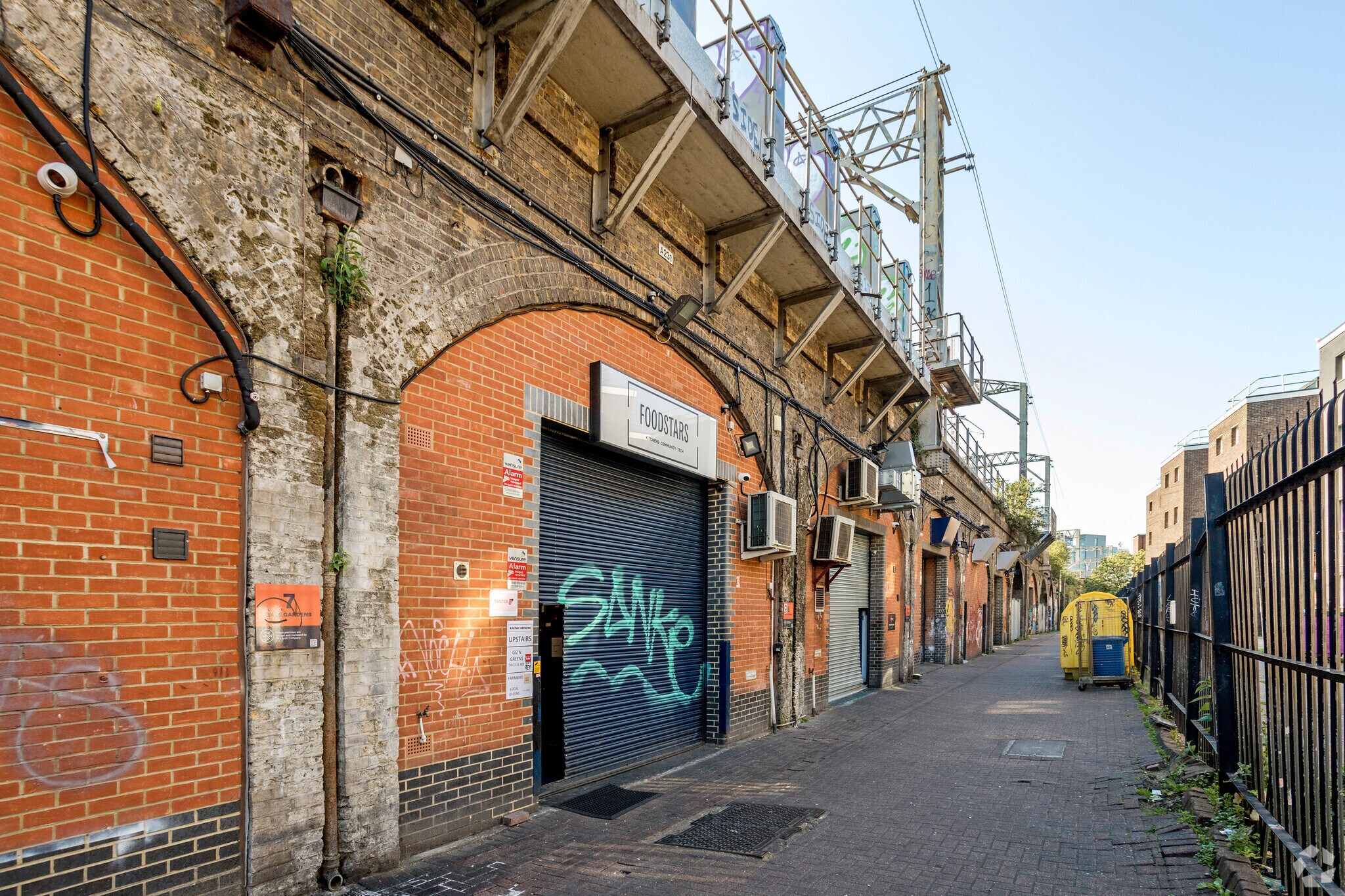 Gales Gdns, Londres à louer Photo principale– Image 1 sur 3