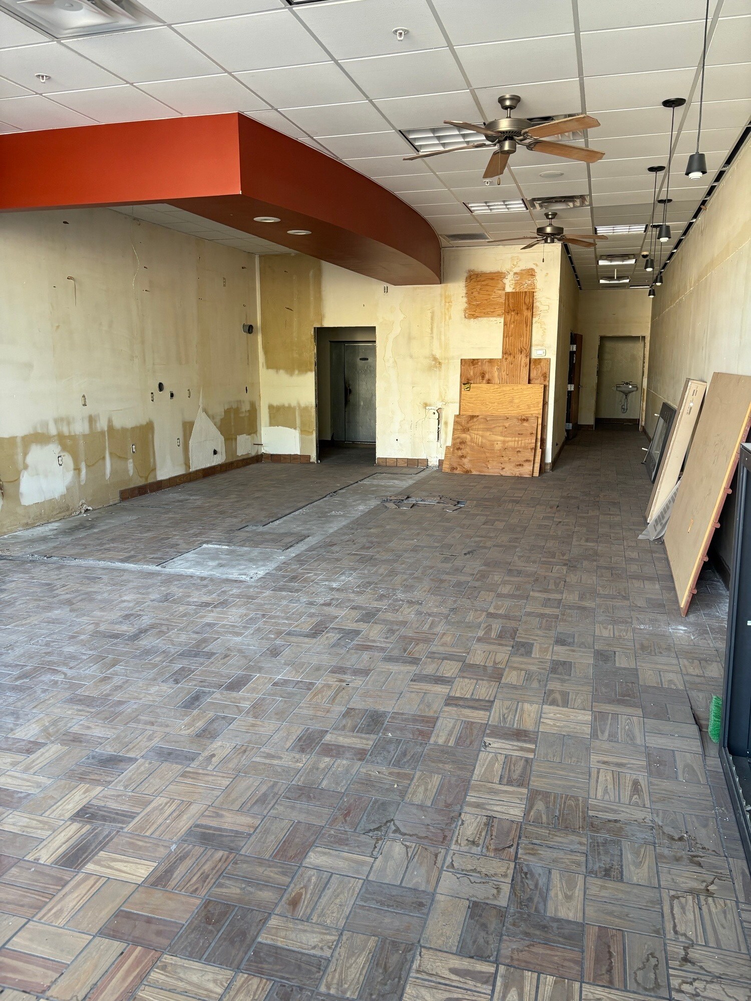 1262-1342 S Country Club Dr, Mesa, AZ à louer Photo intérieure– Image 1 sur 2