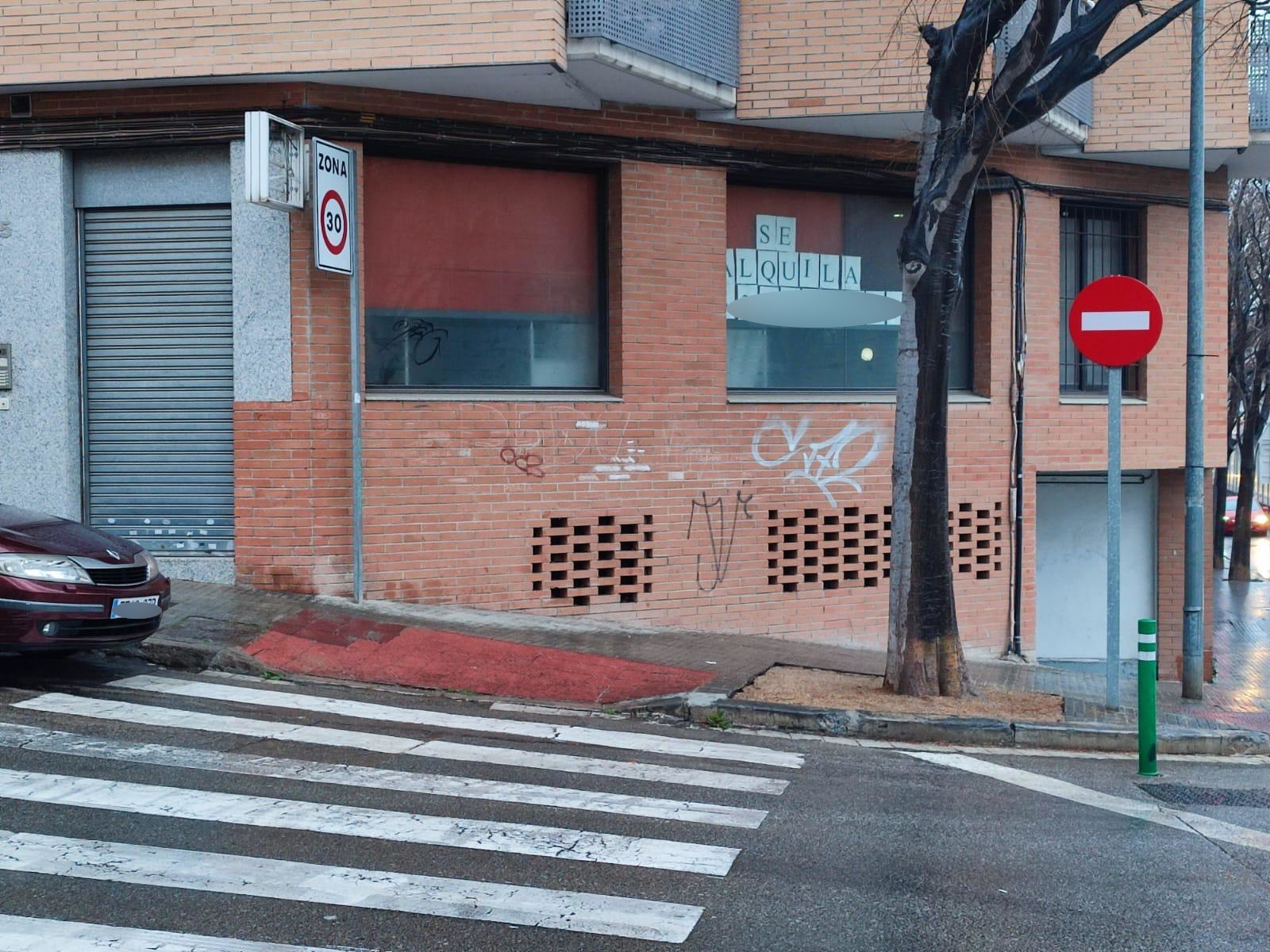 Local commercial dans Terrassa, Barcelona à louer Plan d’étage– Image 1 sur 3