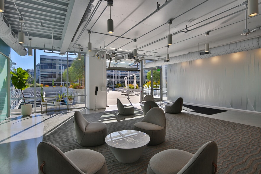 5510 Lincoln Blvd, Playa Vista, CA à louer - Hall d’entrée – Image 3 sur 9