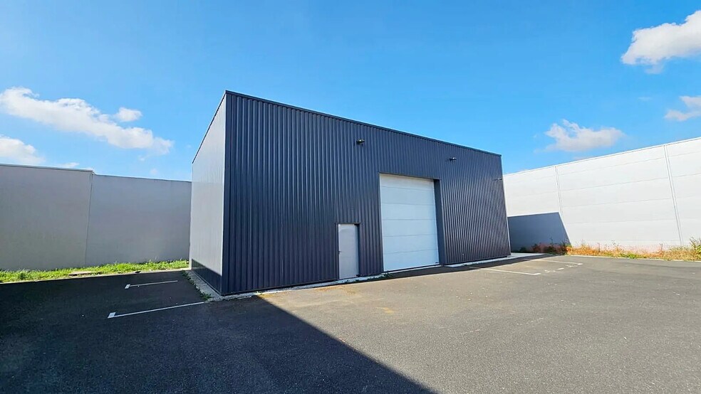 6 Bis Rue Sophie Germain, Fontenay-Trésigny à louer - Photo de l’immeuble – Image 1 sur 11